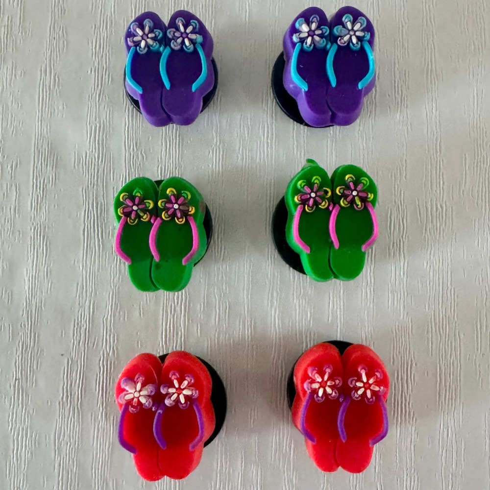 Vintage Jibbitz Shoe Crocs Charms 6pc Flip Flop Floral Purple Green Red 2006